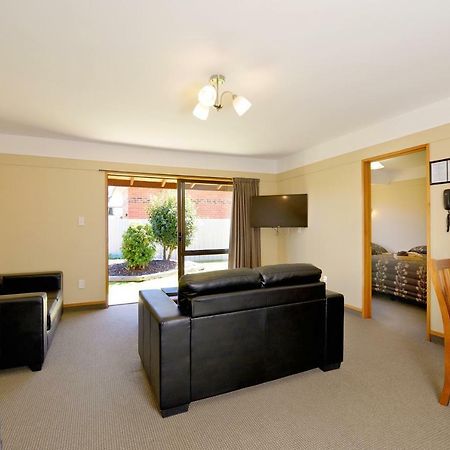 Mosgiel Regency Motel Екстер'єр фото