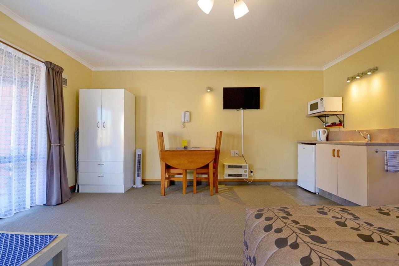 Mosgiel Regency Motel Екстер'єр фото